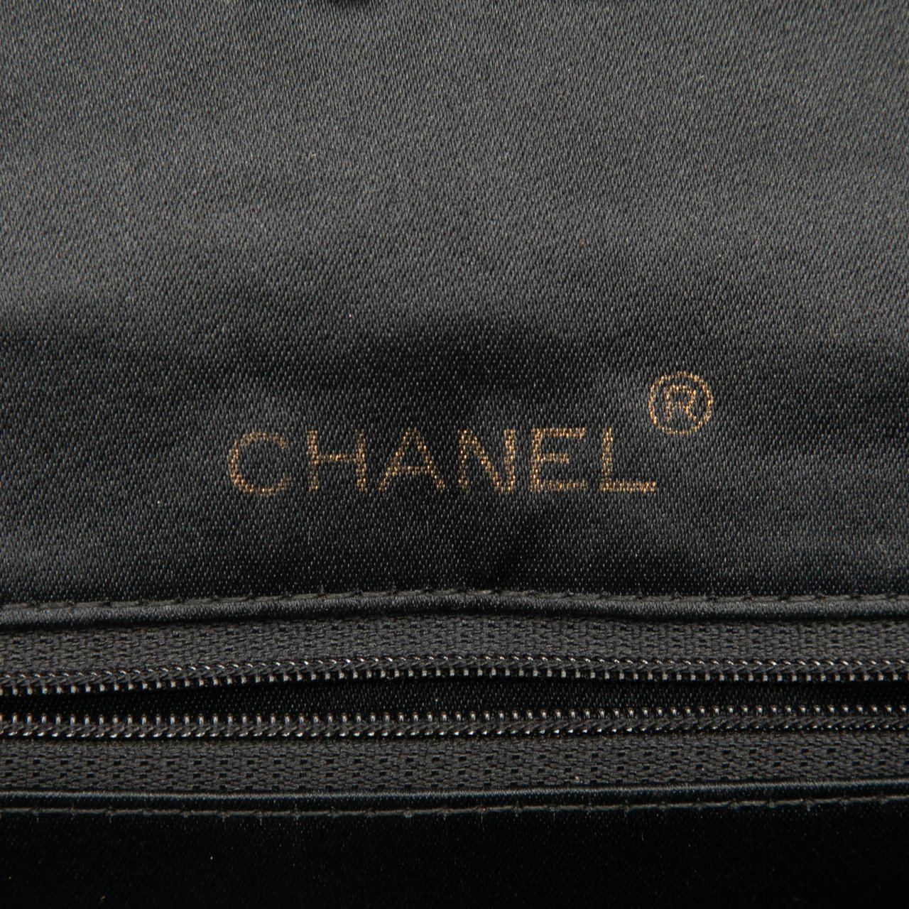 Chanel Mini Square Classic Satin Single Flap Zwart