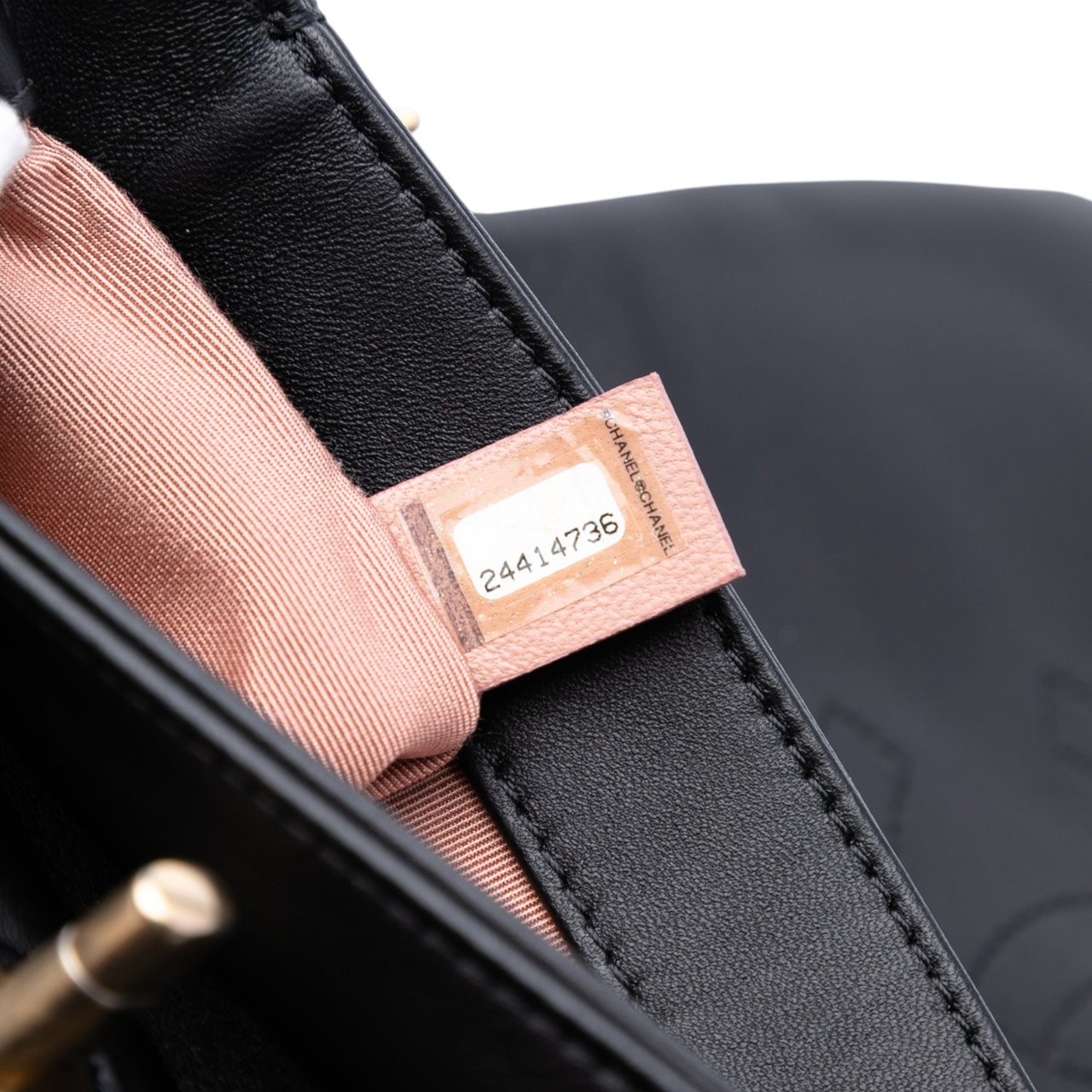 Chanel Paris Cosmopolite Velvet Camellia Flap Rood