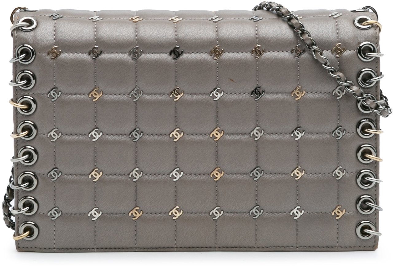 Chanel Small Lambskin Chocolate Bar CC Piercing Studded Chain Flap Grijs