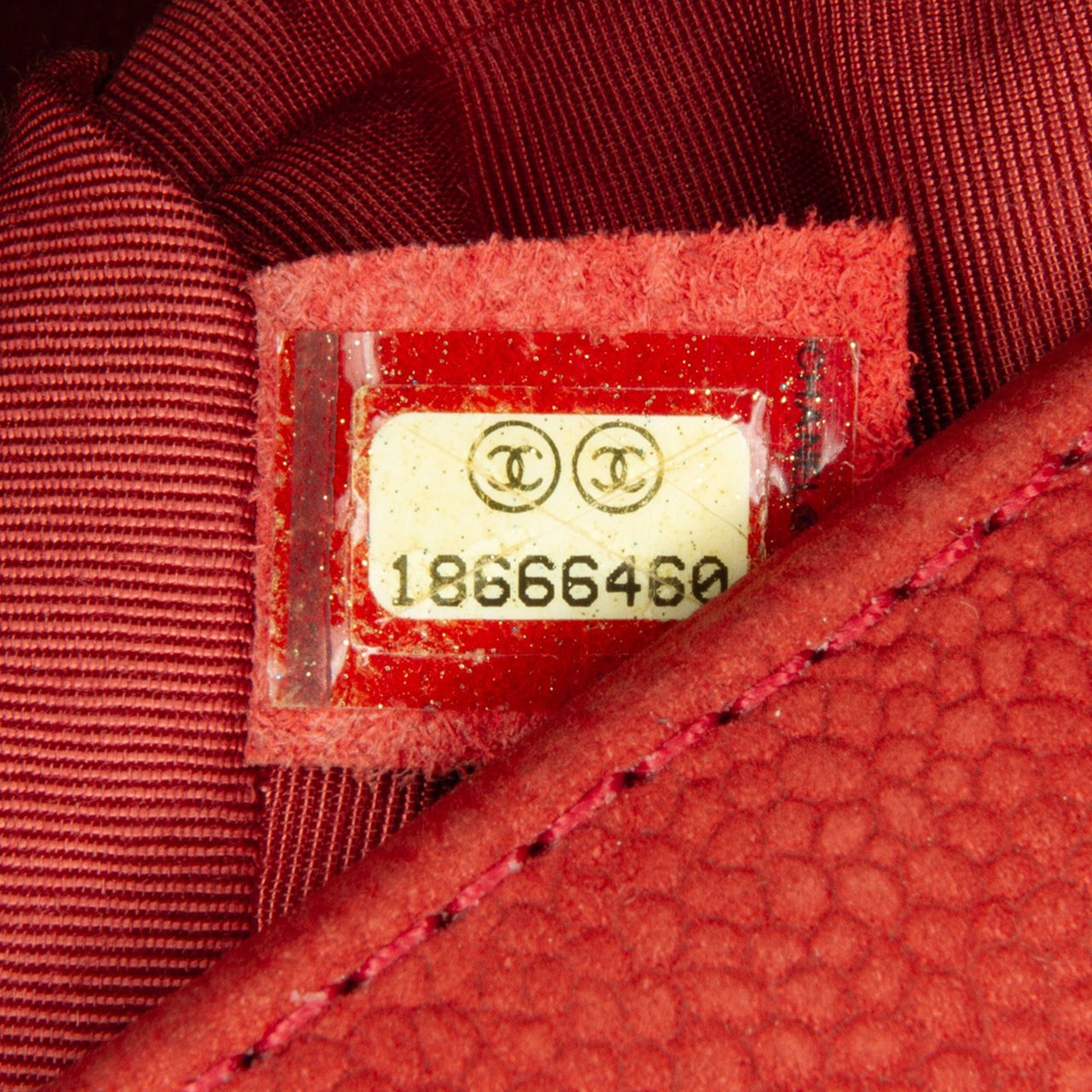 Chanel Old Medium Quilted Caviar Boy Flap Rood