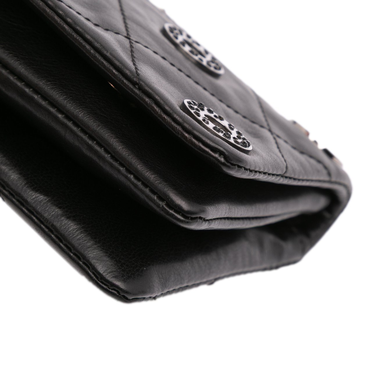 Chanel Quilted Calfskin Star Attitude Grommet Fold Over Clutch Zwart