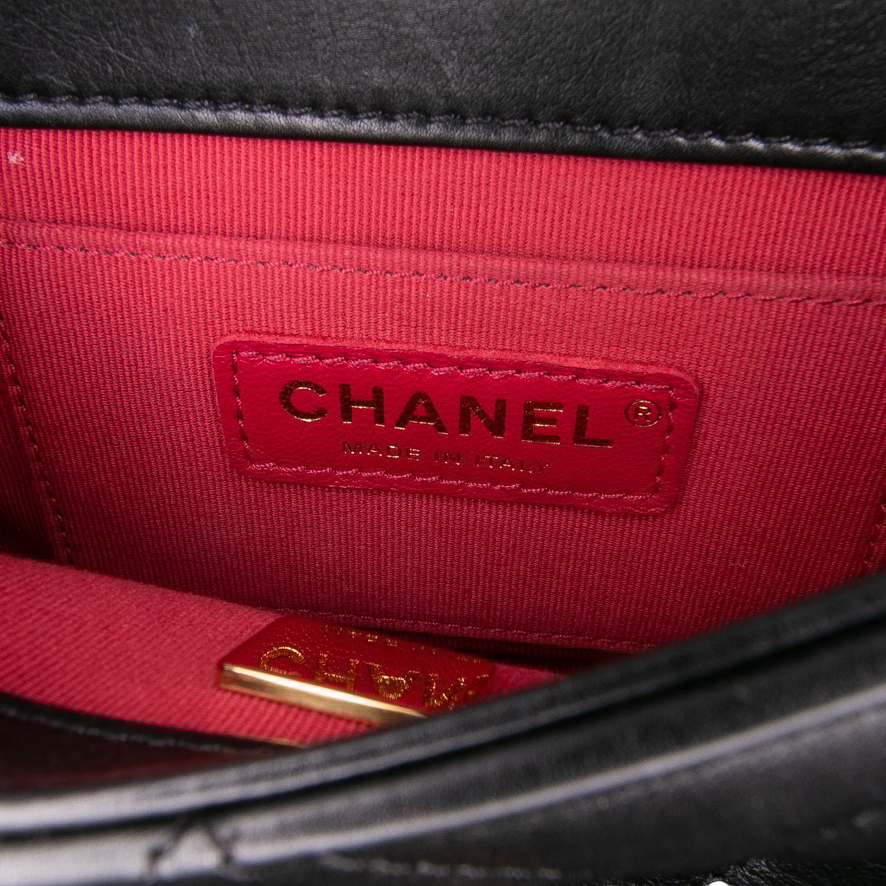 Chanel Mini CC Quilted Calfskin Round Moon Messenger Flap Zwart
