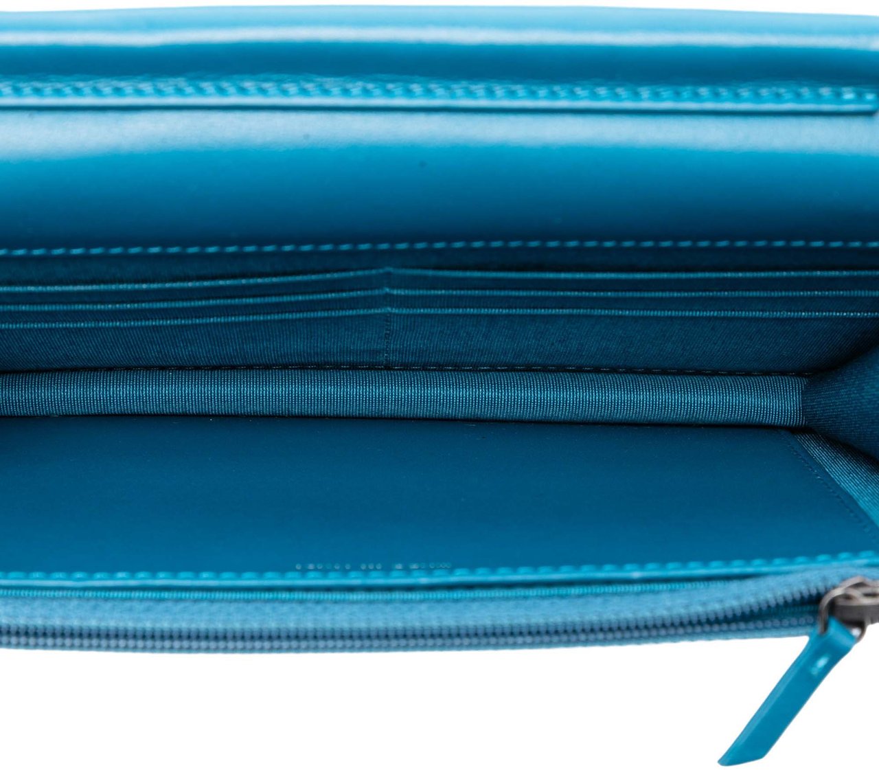 Chanel Quilted Aged Calfskin Gabrielle Wallet On Chain Blauw