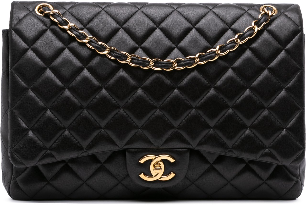 Chanel Maxi Classic Lambskin Double Flap Zwart