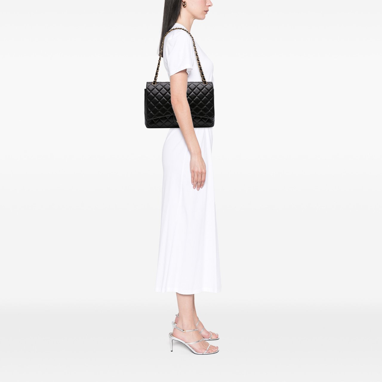 Chanel Maxi Classic Lambskin Double Flap Zwart
