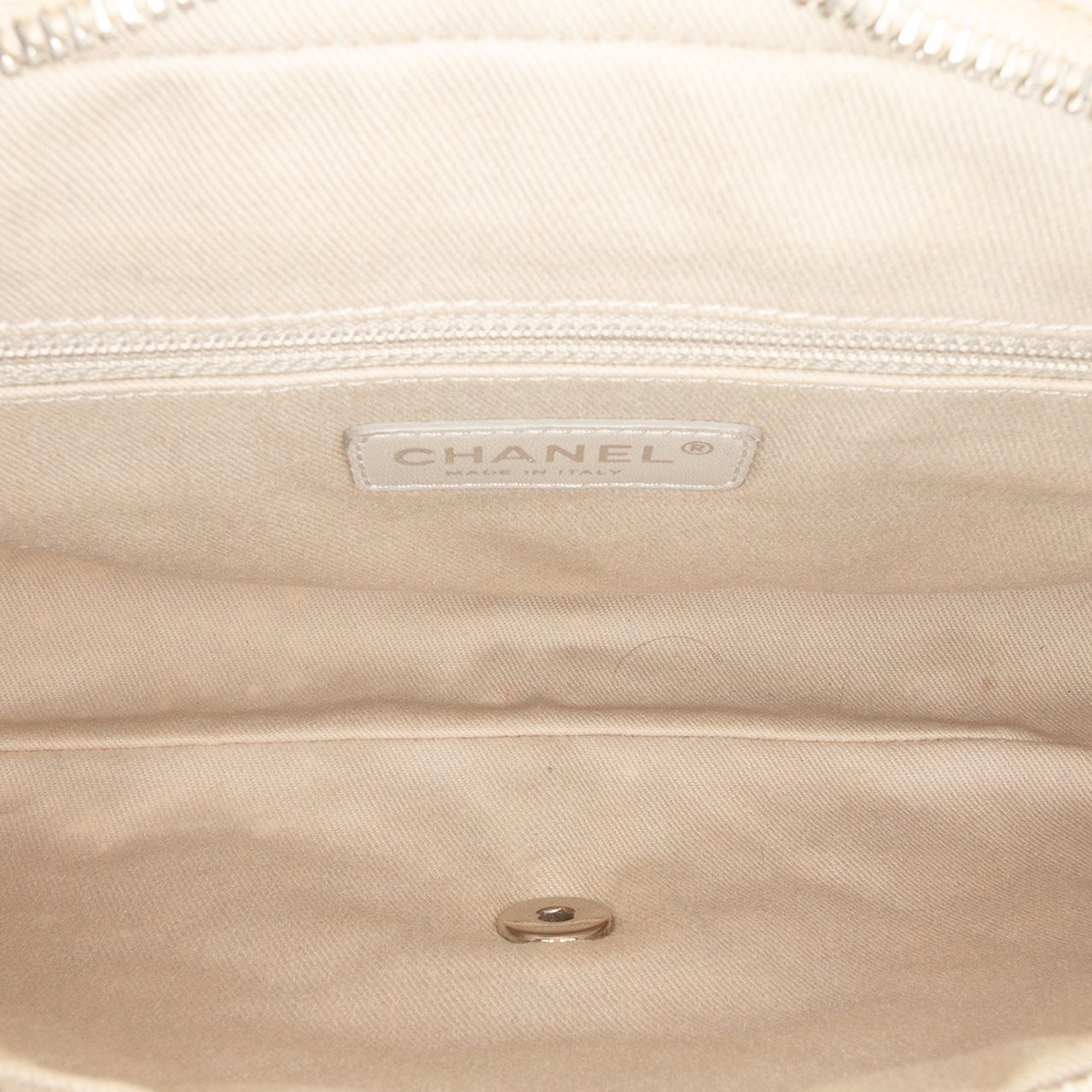 Chanel Jumbo Quilted Caviar Easy Flap Bruin