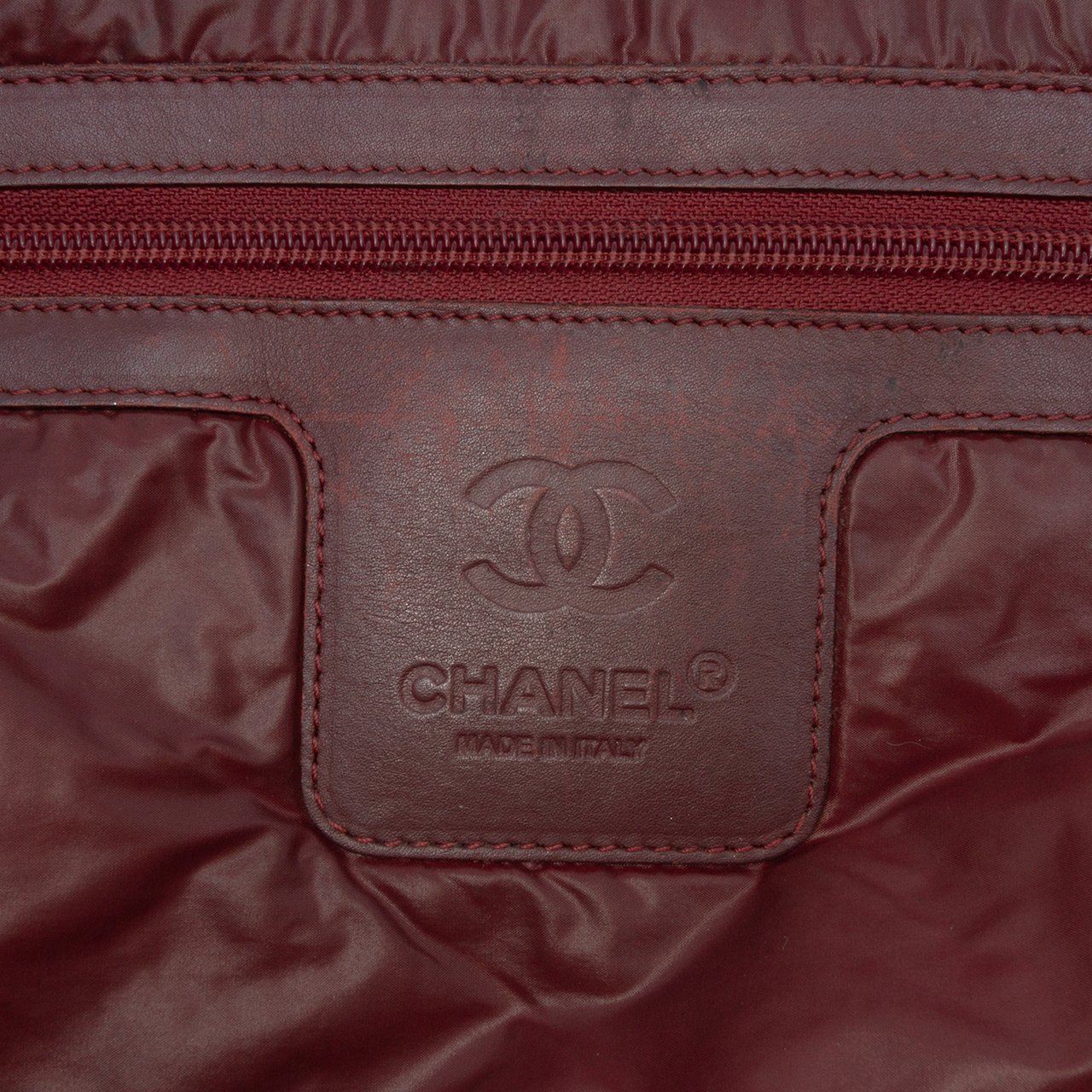 Chanel Quilted Nylon Coco Cocoon Bowler Bag Zwart