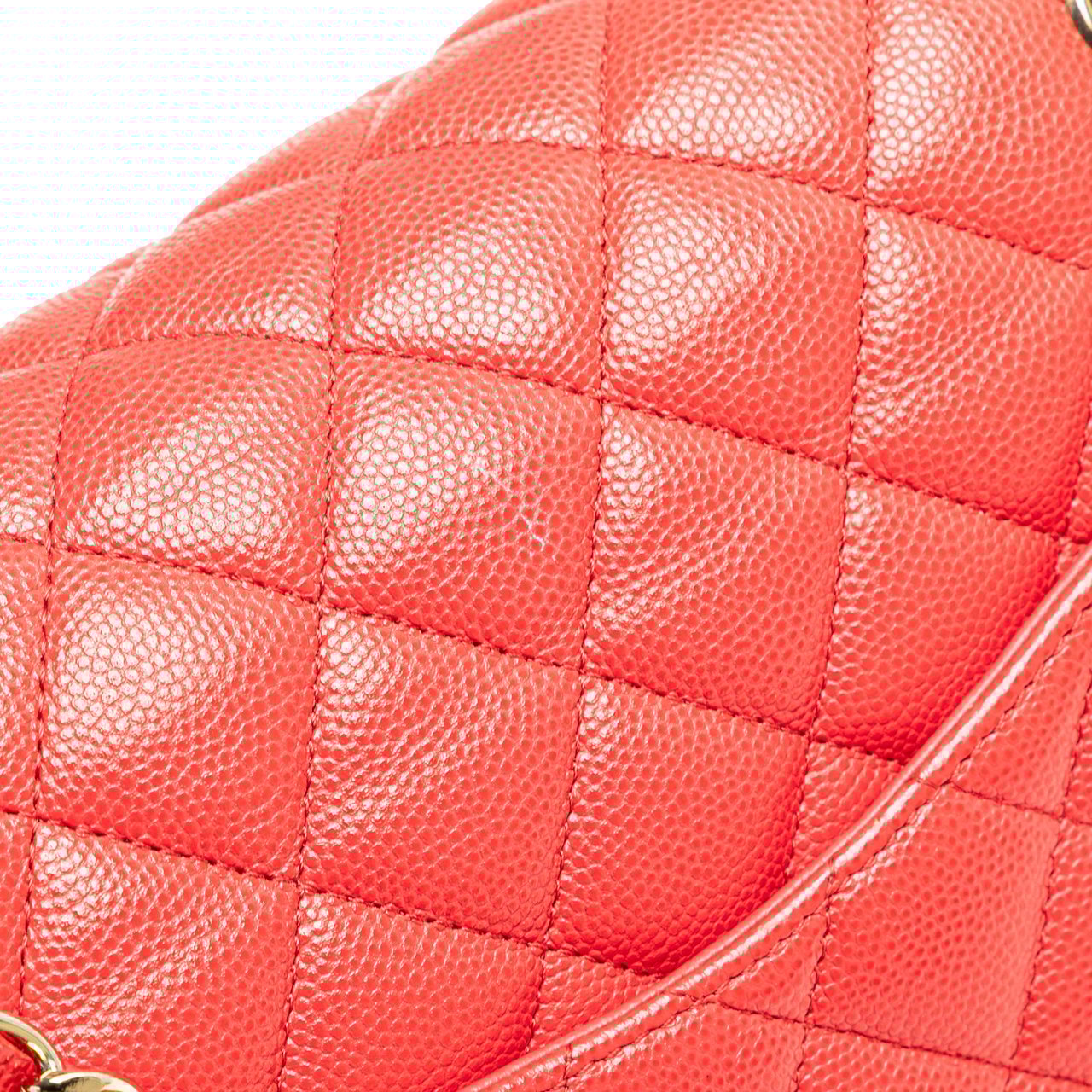Chanel Medium Classic Caviar Double Flap Rood