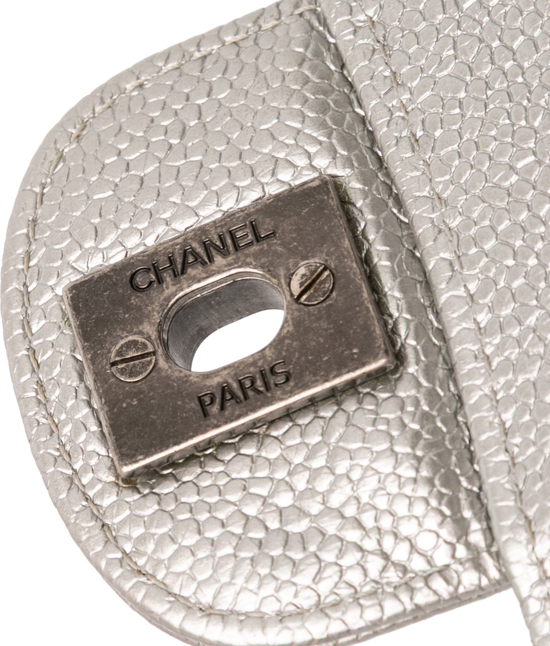 Chanel Medium Classic Iridescent Caviar Double Flap Zilver