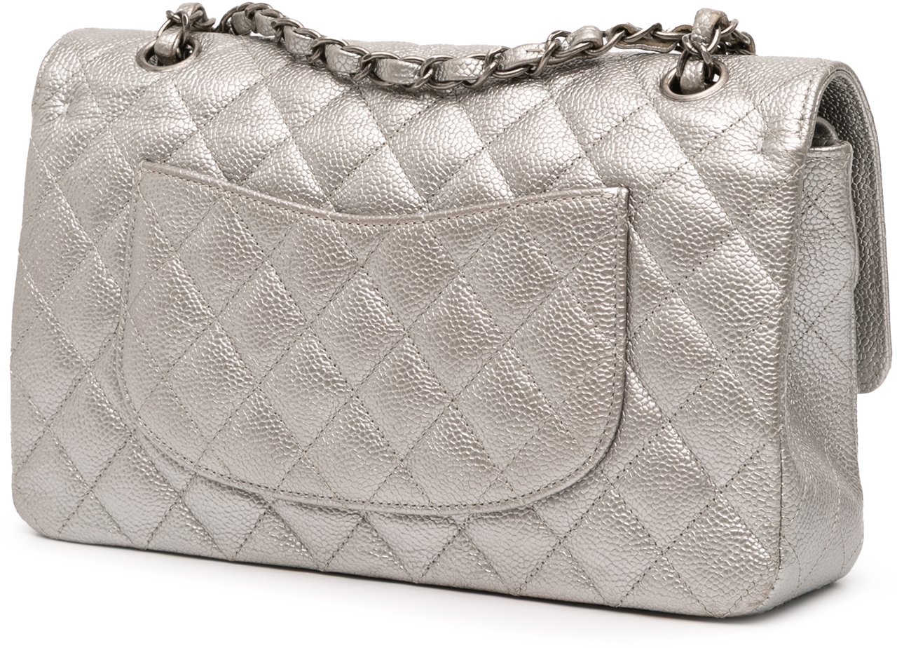Chanel Medium Classic Iridescent Caviar Double Flap Zilver