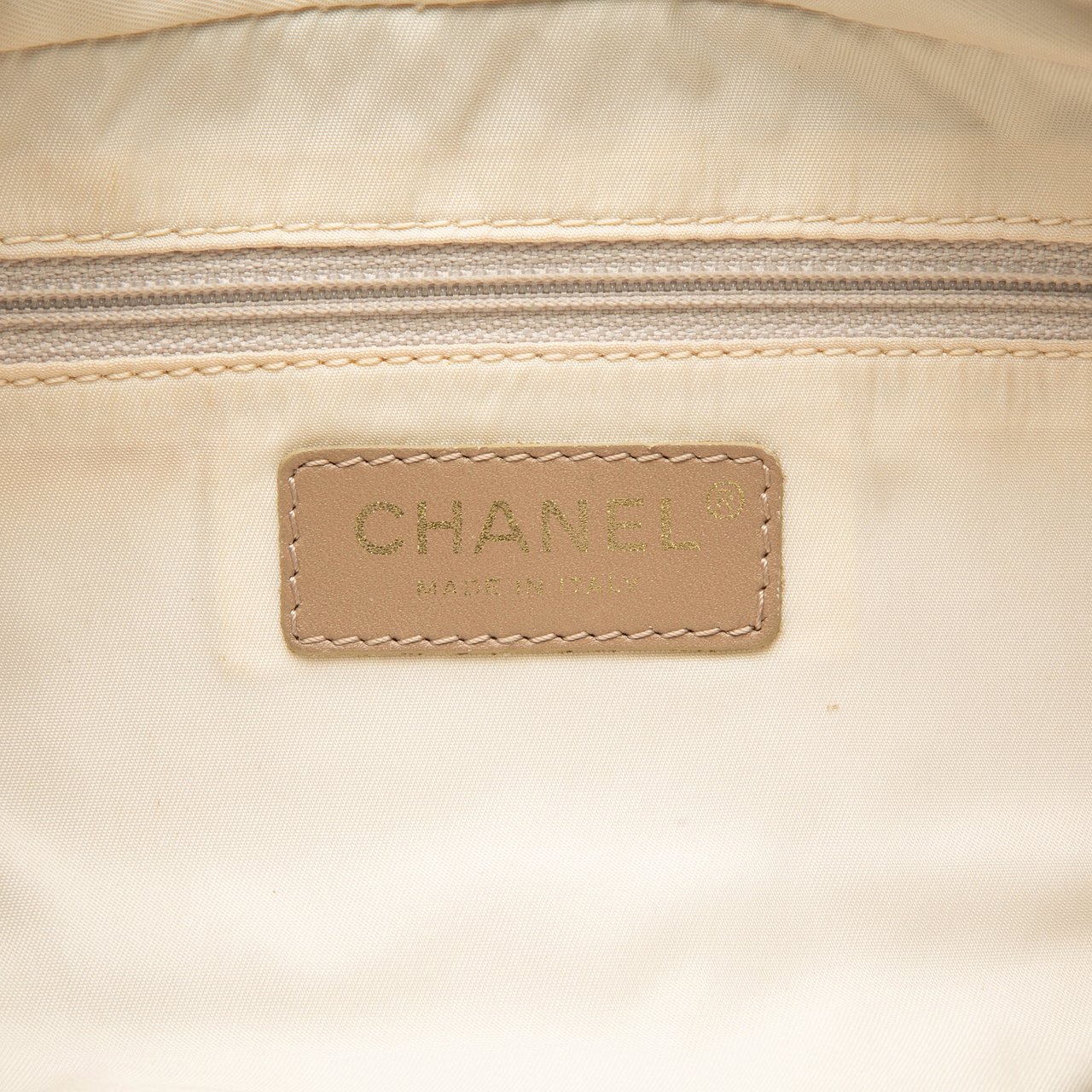 Chanel New Travel Line Nylon Handbag Bruin