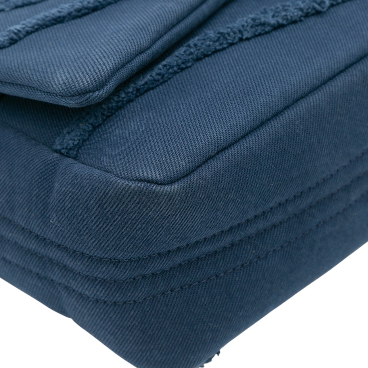 Chanel Jumbo Chevron Denim Fringe Coco Flap Blauw