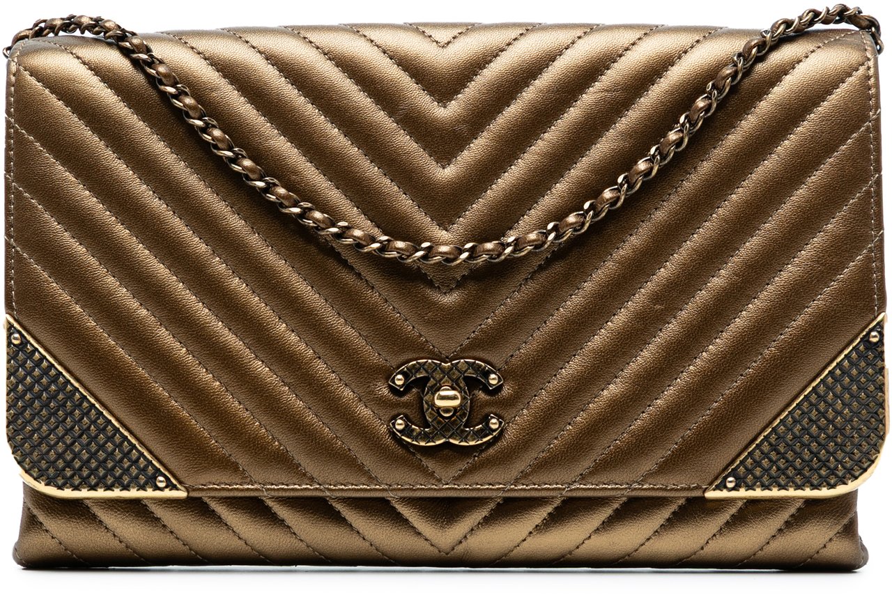 Chanel Calfskin Chevron Rock The Corner Flap Bruin