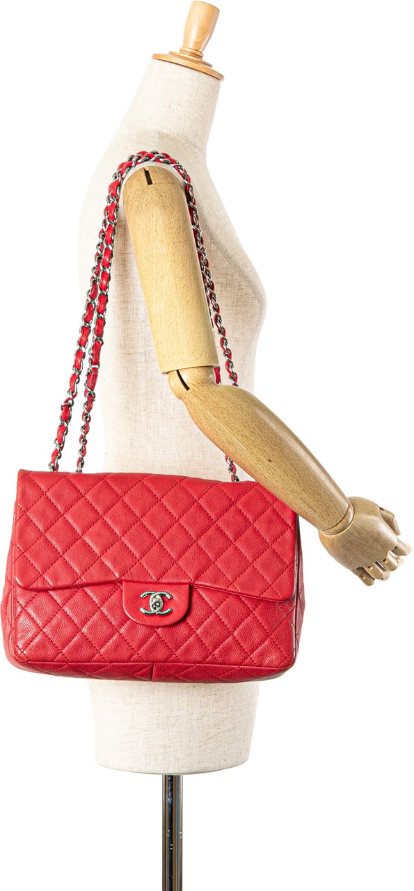 Chanel Jumbo Classic Caviar Single Flap Rood