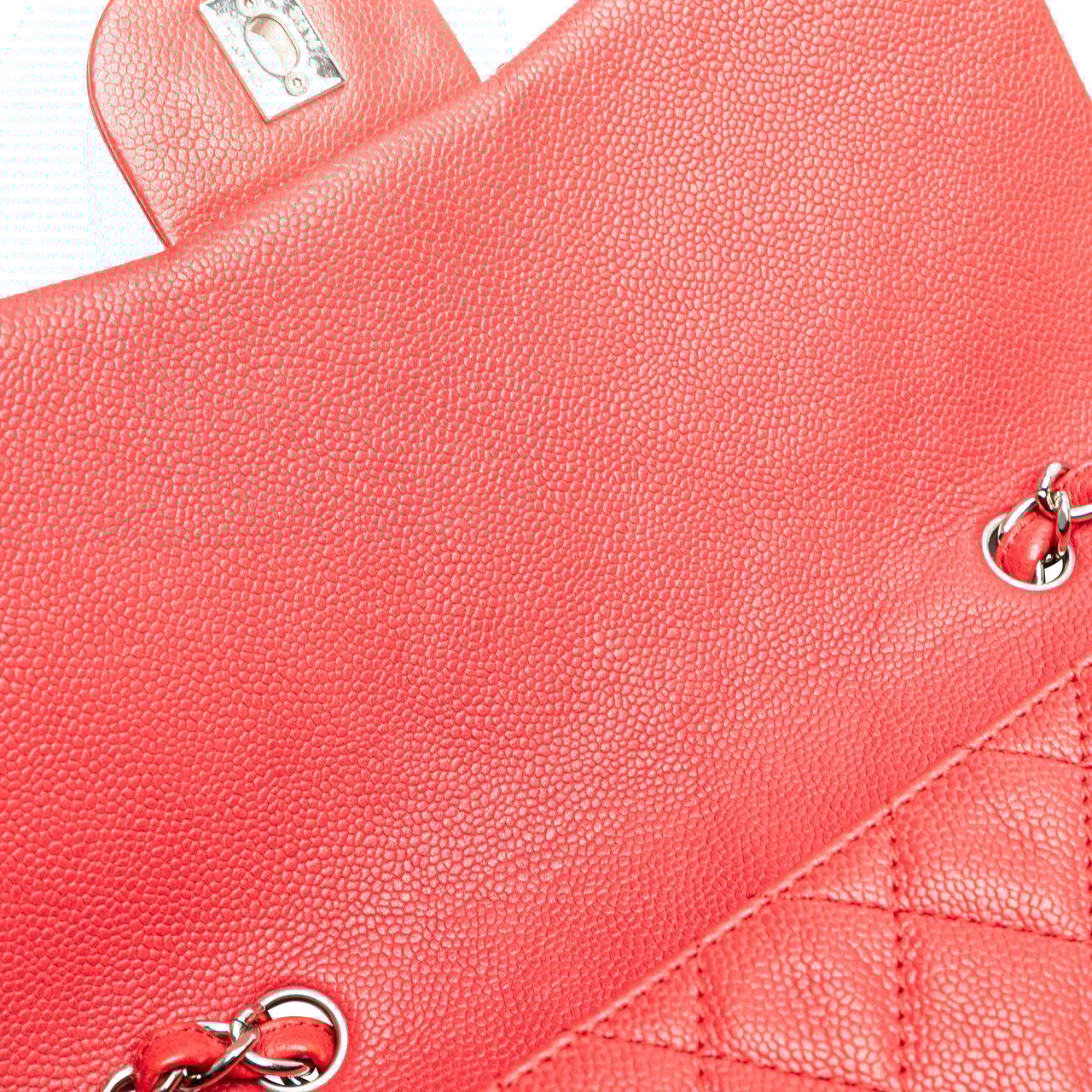 Chanel Jumbo Classic Caviar Single Flap Rood