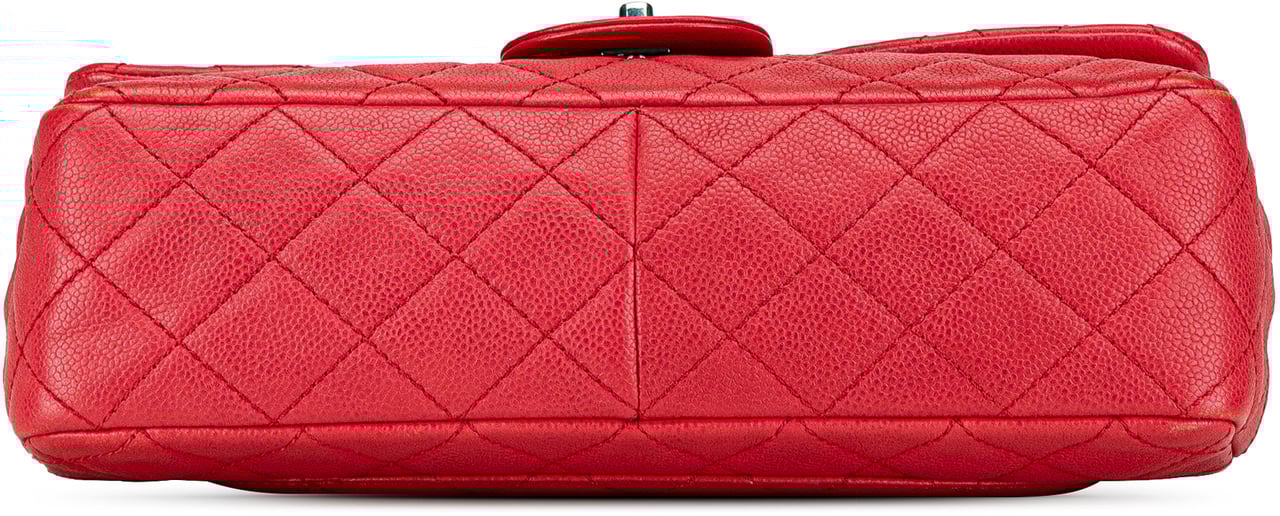 Chanel Jumbo Classic Caviar Single Flap Rood