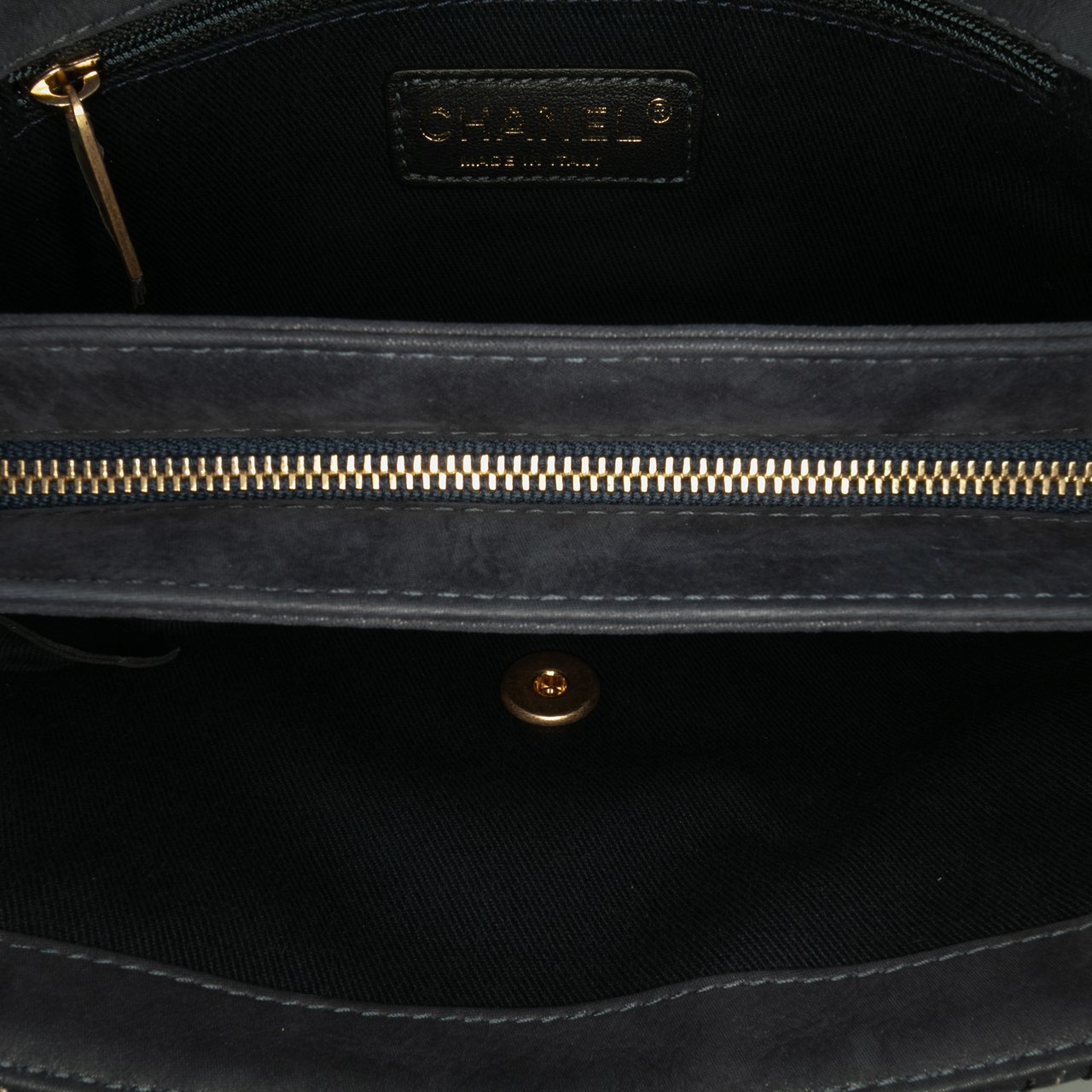 Chanel Medium Quilted Calfskin Triple Stitched Flap Blauw