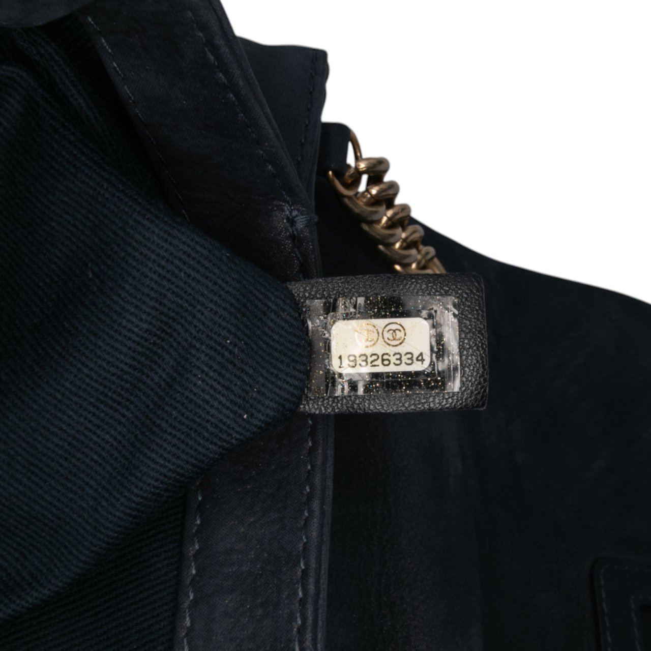 Chanel Medium Quilted Calfskin Triple Stitched Flap Blauw