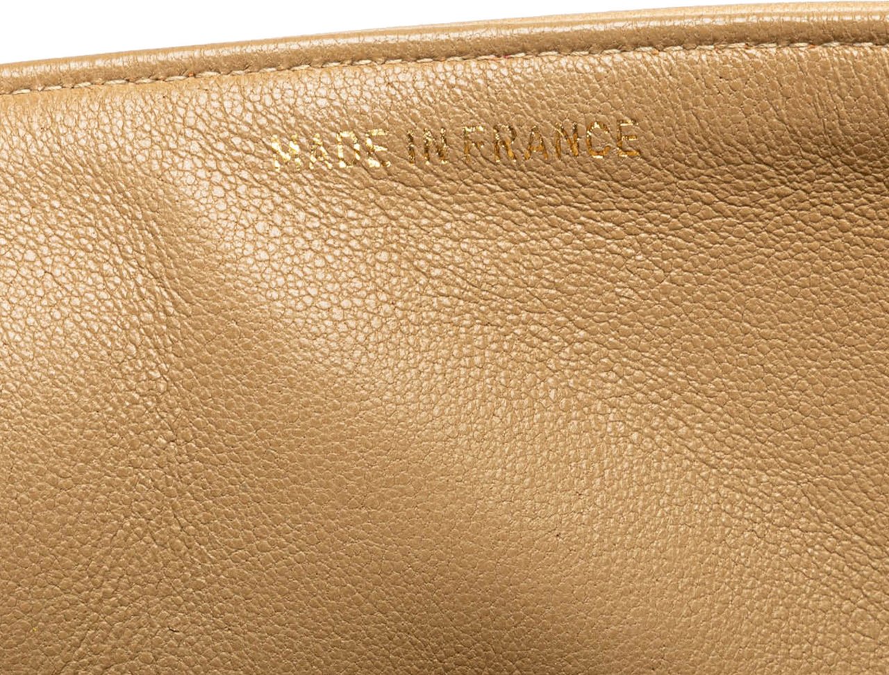 Chanel Medium Classic Lambskin Double Flap Bruin