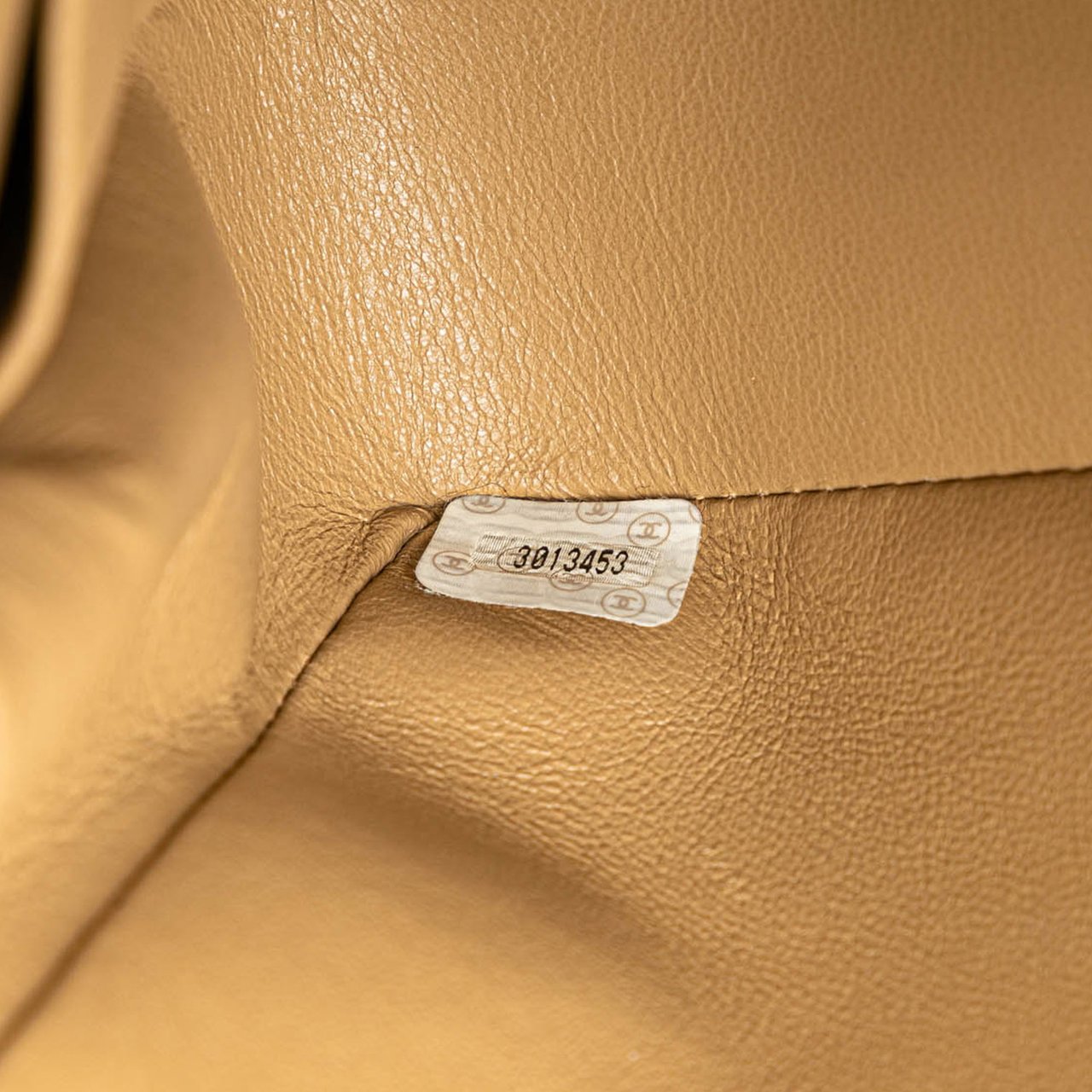 Chanel Medium Classic Lambskin Double Flap Bruin
