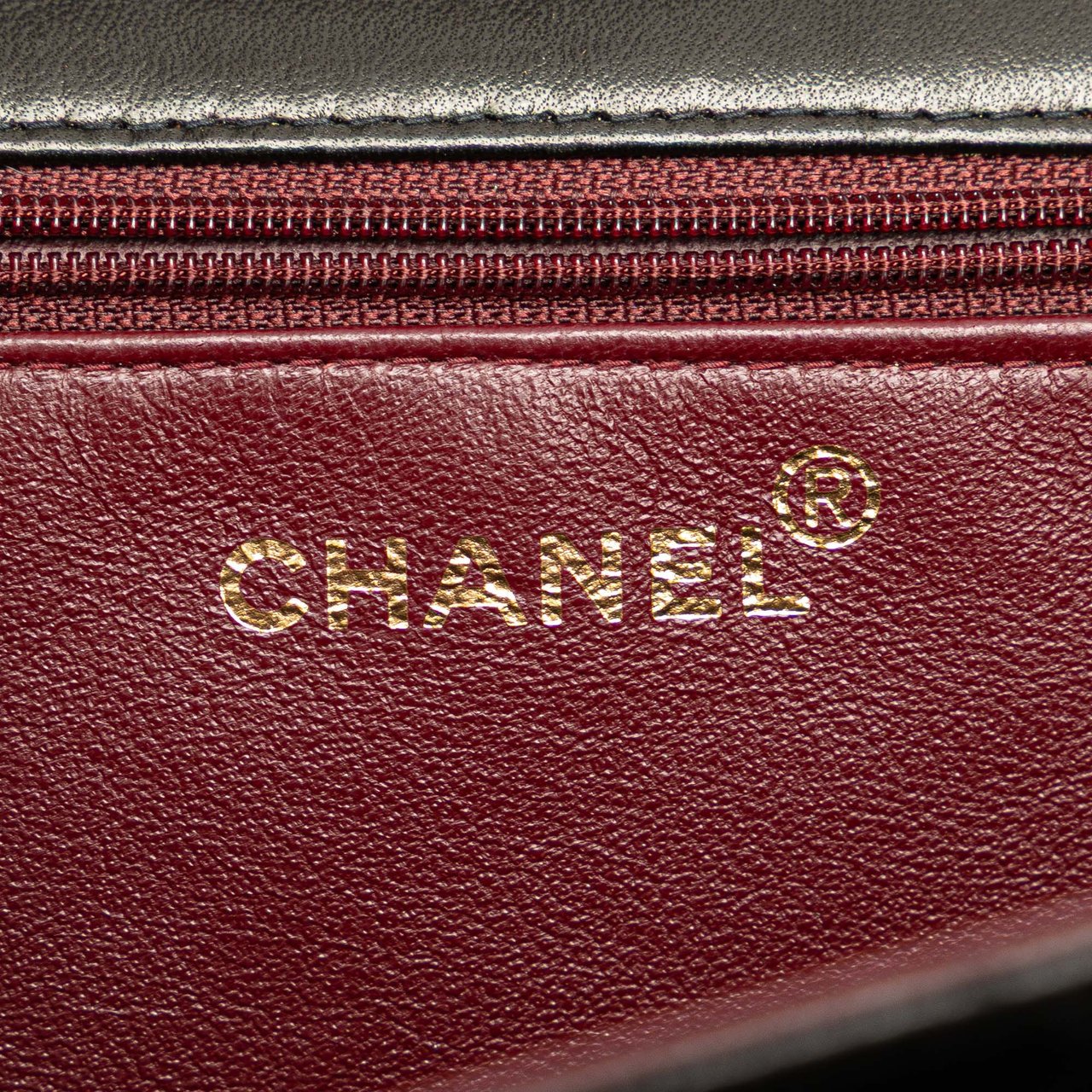 Chanel Medium CC Quilted Lambskin Single Flap Zwart