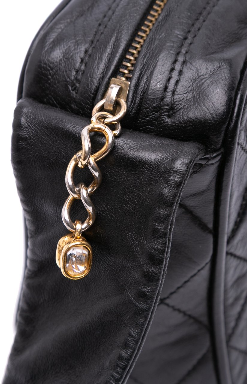 Chanel Mini Quilted Lambskin Camera Crossbody Zwart