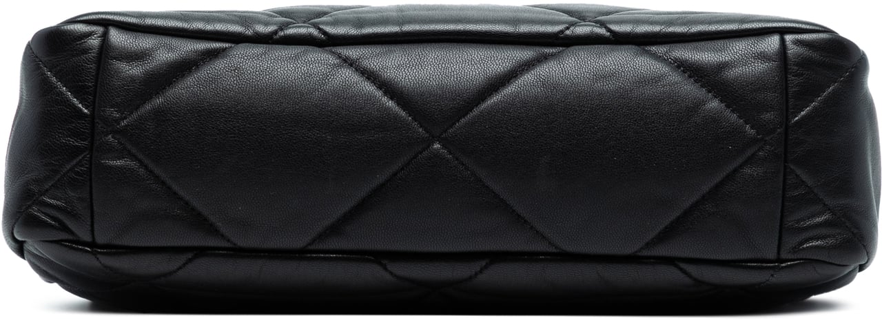 Chanel Large Lambskin 19 Flap Zwart