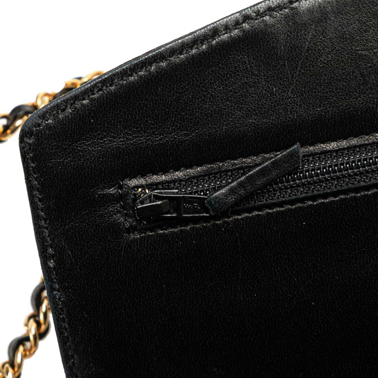 Chanel CC Caviar Wallet on Chain Zwart
