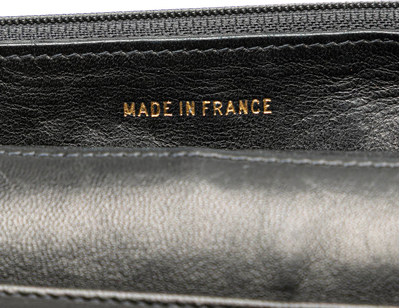 Chanel CC Caviar Wallet on Chain Zwart