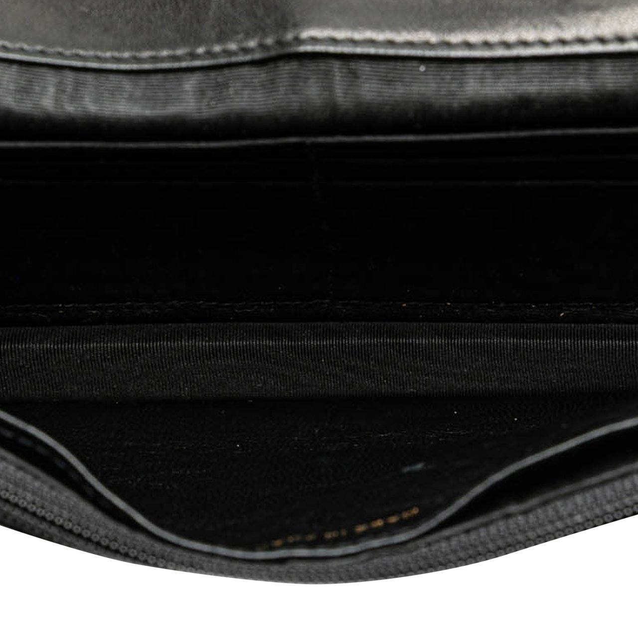 Chanel CC Caviar Wallet on Chain Zwart