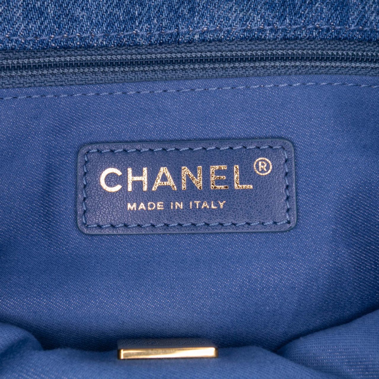 Chanel Mini Rectangular Quilted Denim Mood Flap Blauw