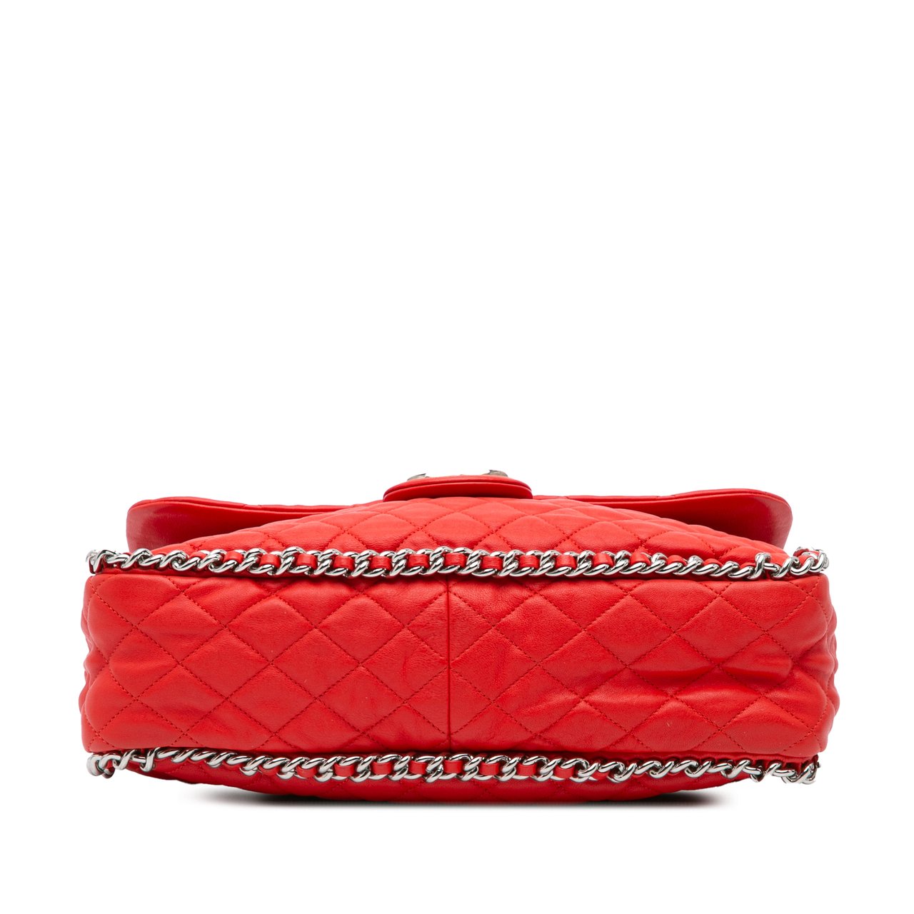 Chanel Maxi Washed Lambskin Chain Around Flap Rood