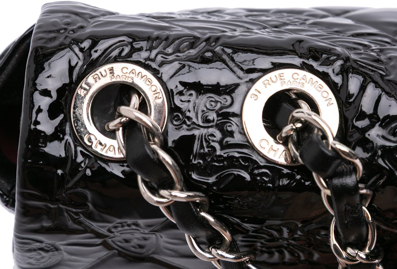 Chanel Medium Patent Lucky Symbols Flap Zwart