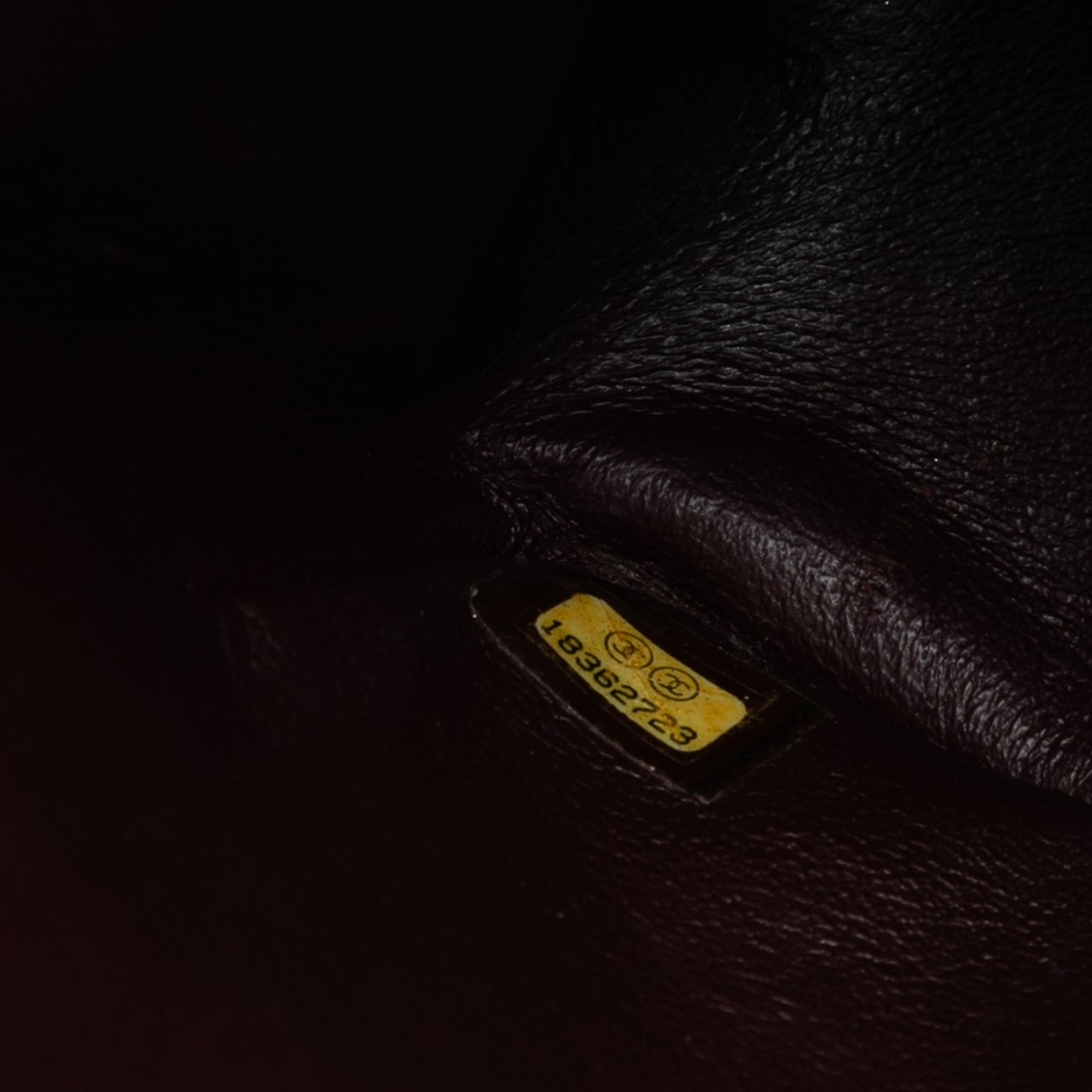 Chanel Jumbo Classic Caviar Double Flap Zwart