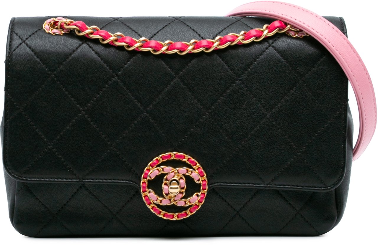 Chanel Quilted Calfskin CC Chain Logo Crossbody Zwart