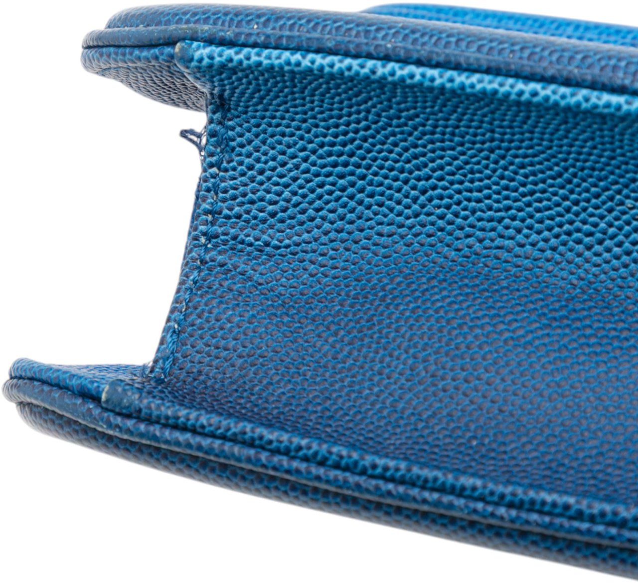 Chanel Medium Quilted Caviar Sunset On The Sea Flap Blauw