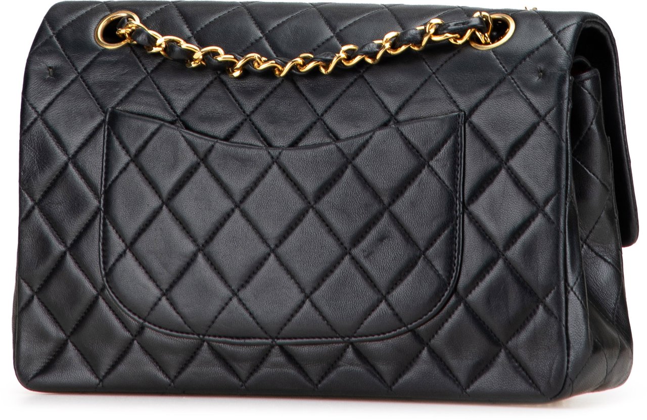 Chanel Medium Classic Lambskin Double Flap Zwart