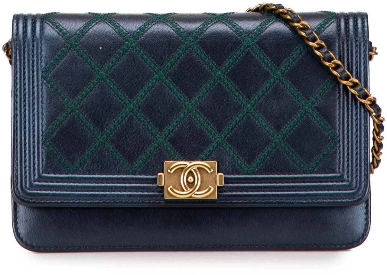 Chanel Calfskin Double Stitch Boy Wallet On Chain Blauw