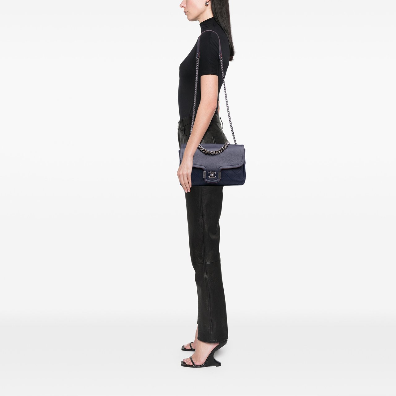 Chanel Paris-Greece Calfskin Archi Chic Flap Blauw