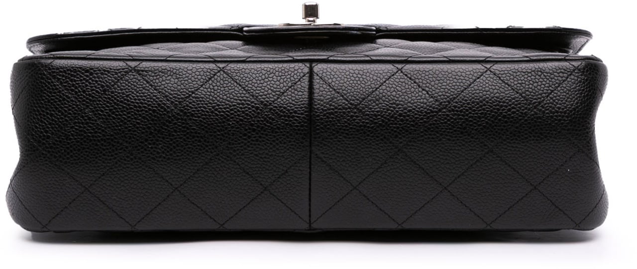 Chanel Jumbo Classic Caviar Double Flap Zwart