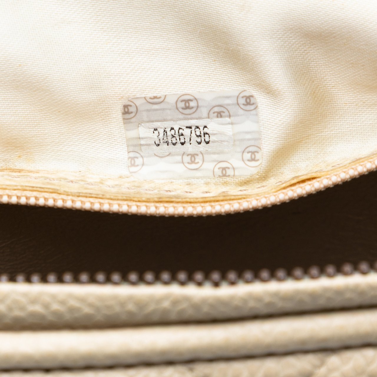 Chanel CC Quilted Caviar Crossbody Wit