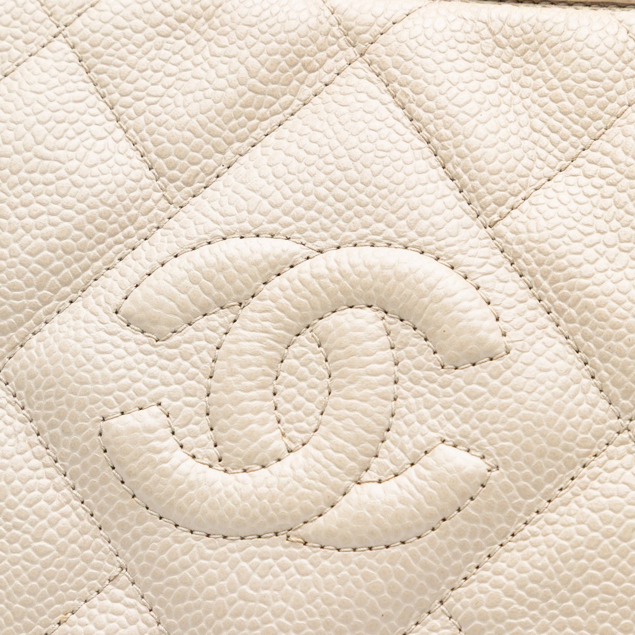 Chanel CC Quilted Caviar Crossbody Wit