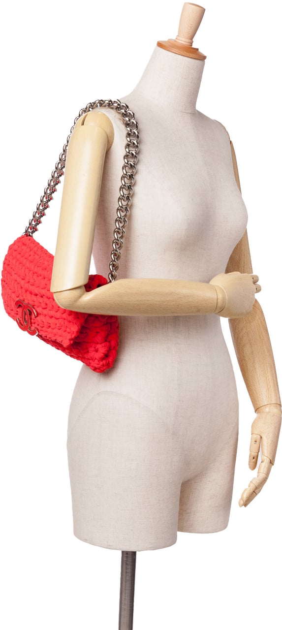 Chanel Neoprene Fancy Crochet Flap Rood