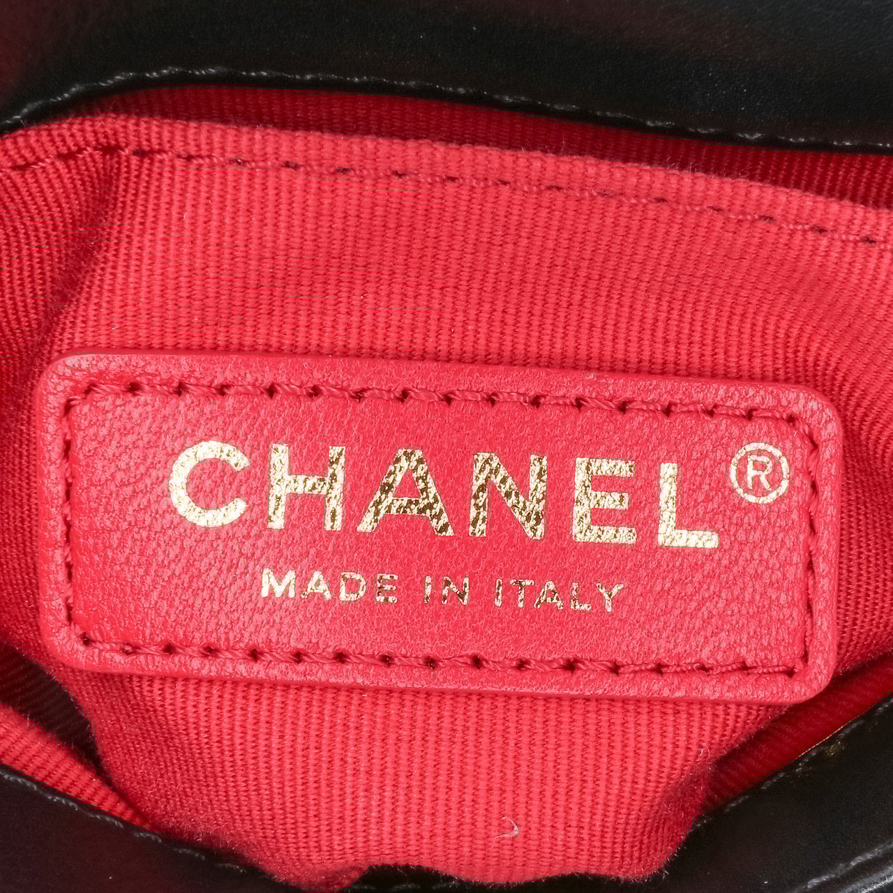 Chanel Mini Quilted Calfskin Framing Chain Flap Zwart