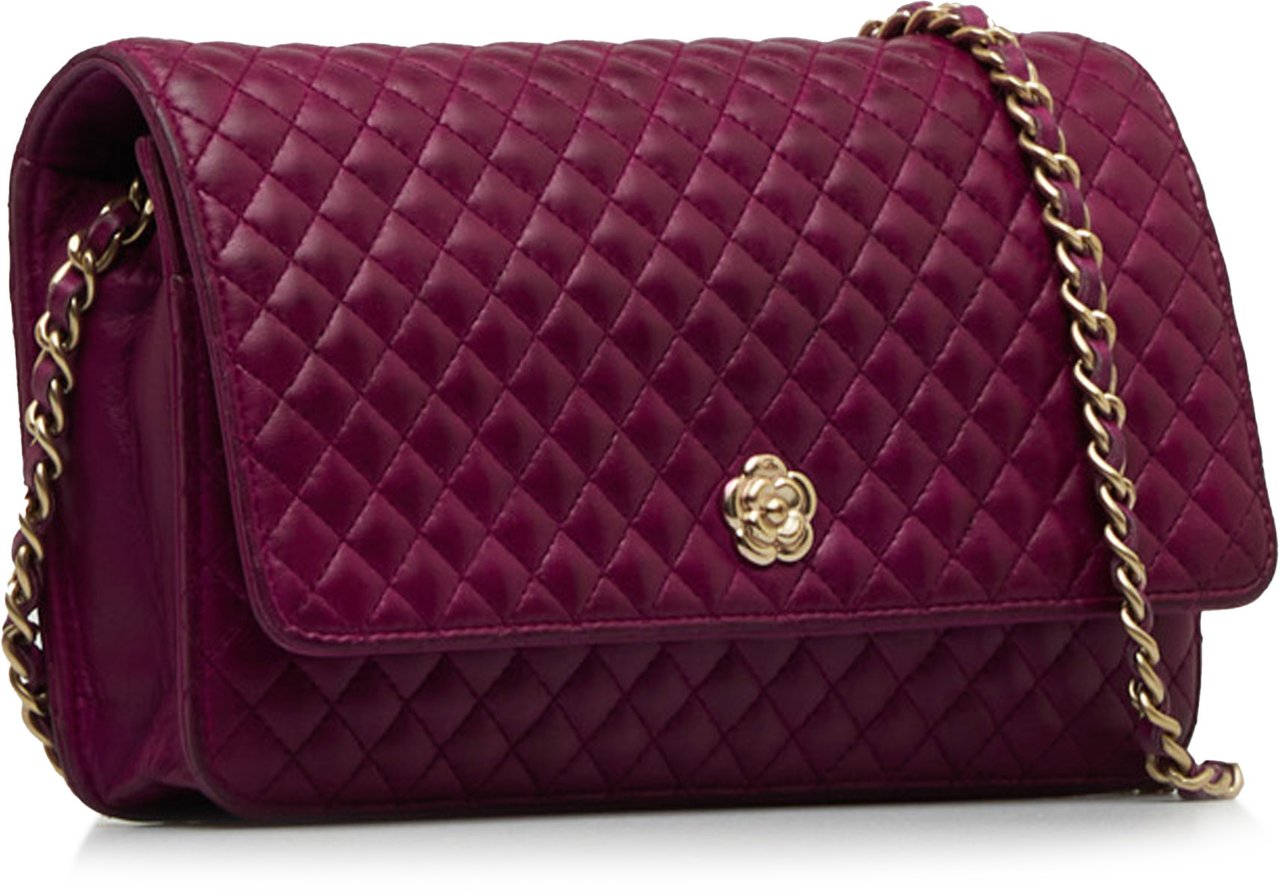 Chanel Quilted Lambskin Camellia Wallet On Chain Paars