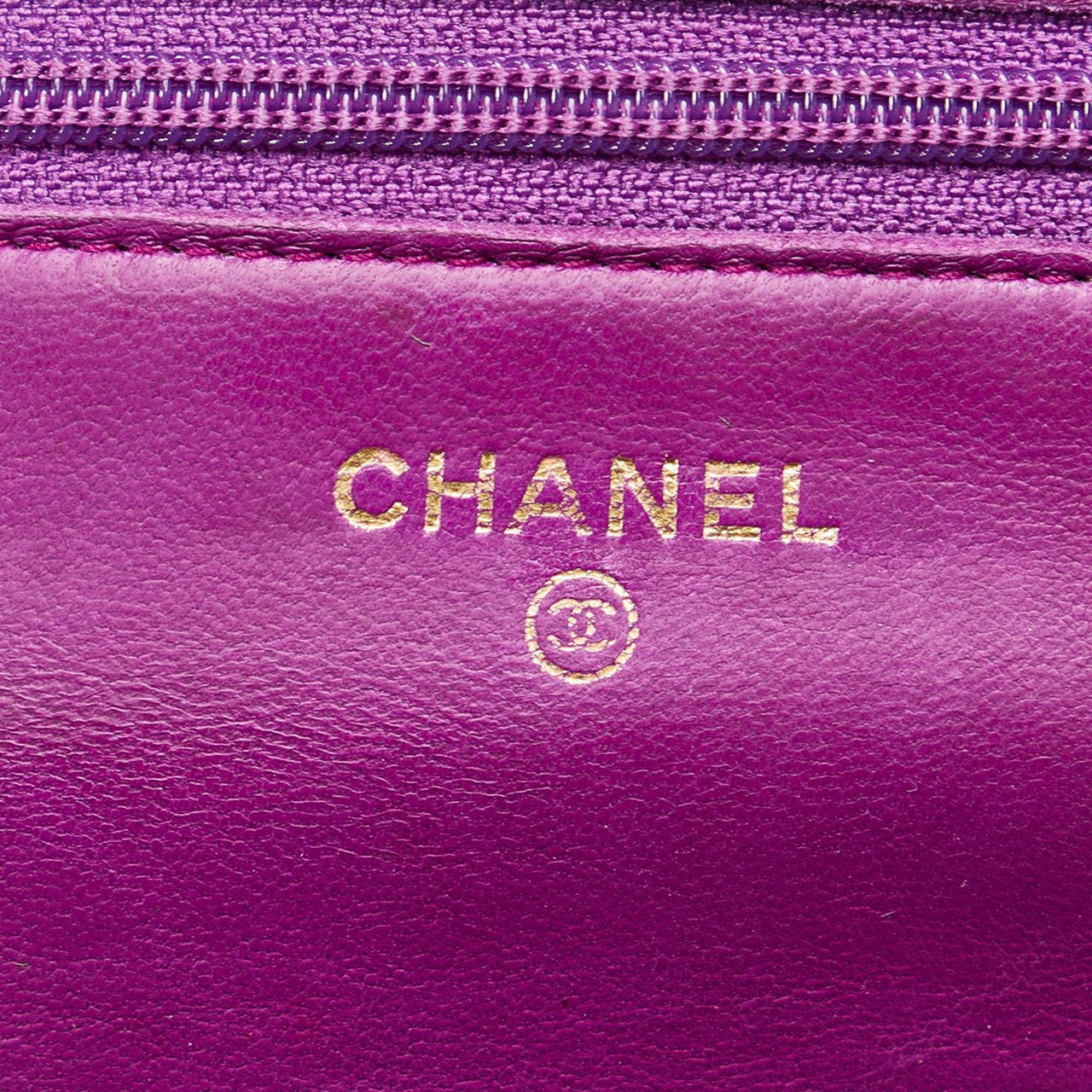 Chanel Quilted Lambskin Camellia Wallet On Chain Paars