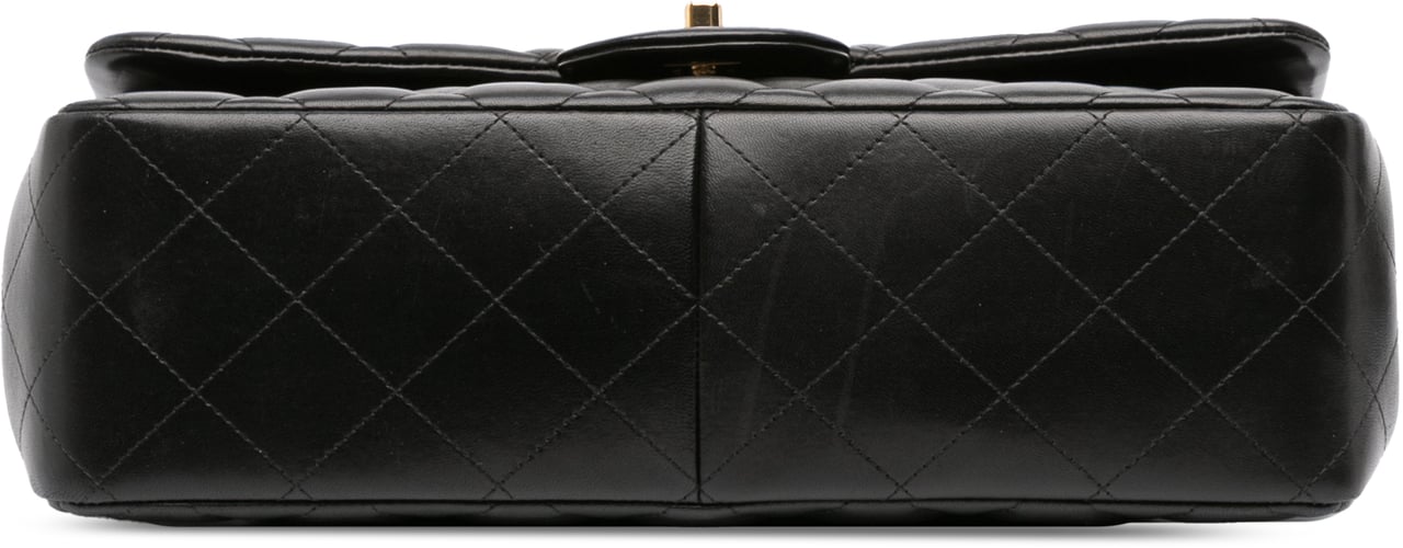 Chanel Jumbo Classic Lambskin Double Flap Zwart