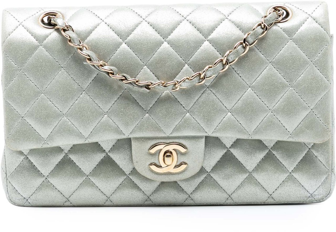 Chanel Medium Classic Iridescent Lambskin Double Flap Zilver