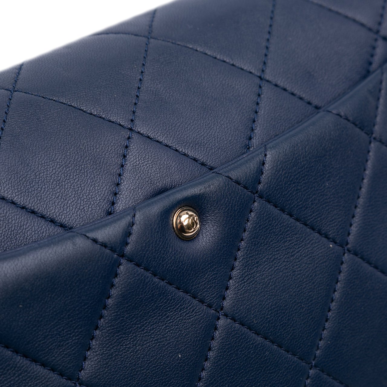 Chanel Small Lambskin Elegant Chain Single Flap Blauw
