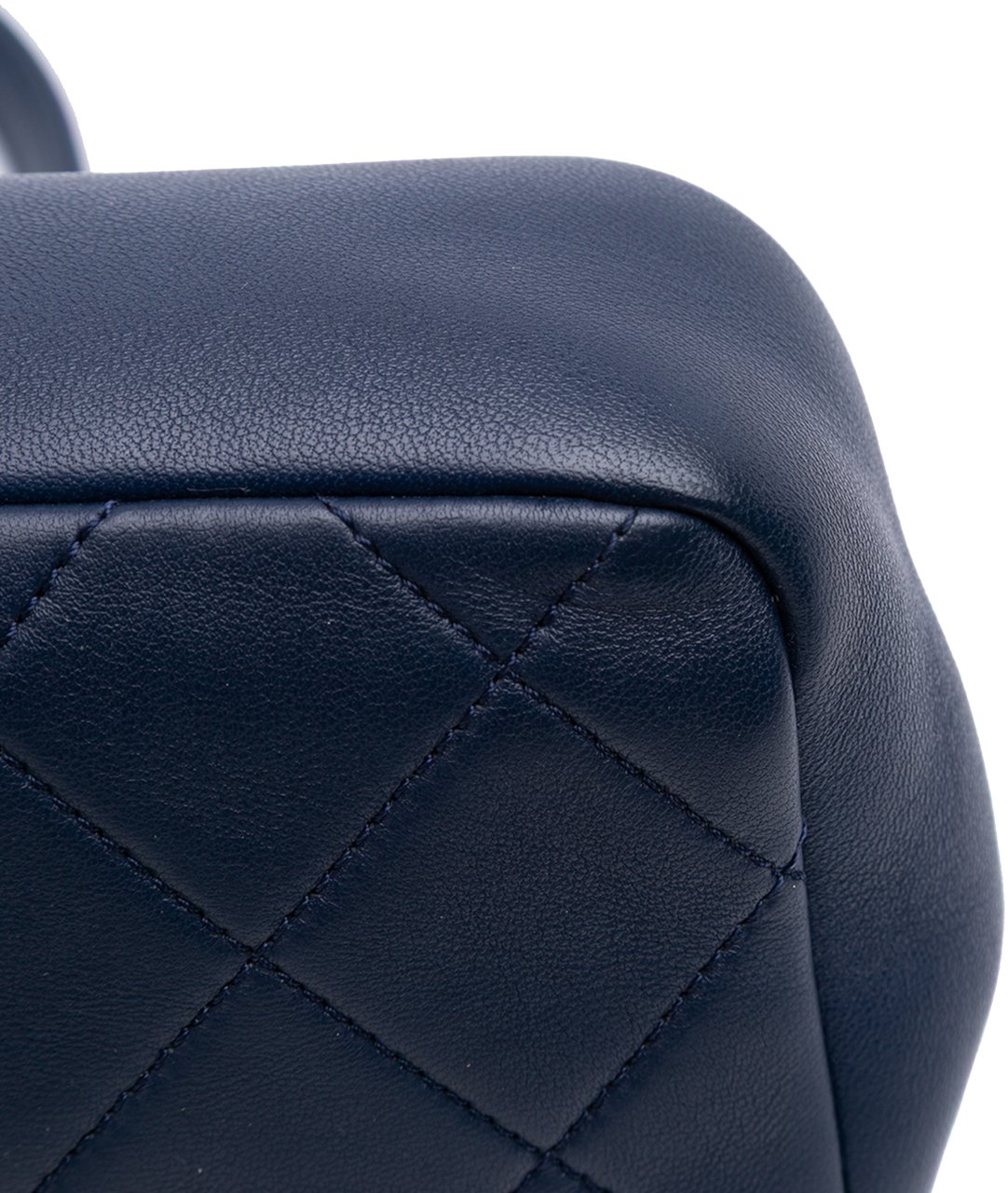 Chanel Small Lambskin Elegant Chain Single Flap Blauw